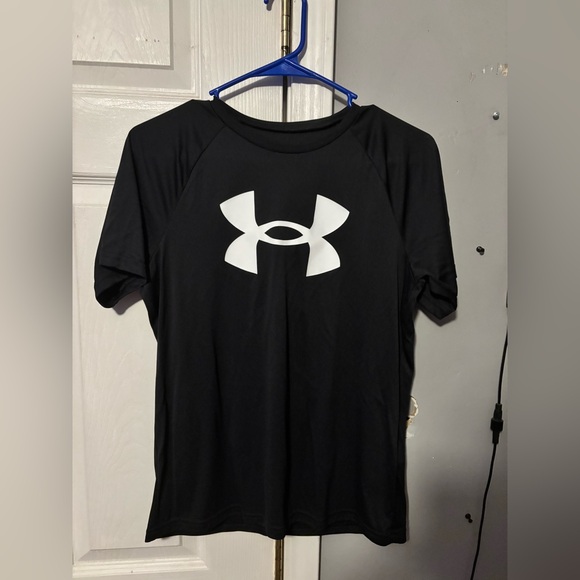 4 Nice Shirts - Picture 2 of 5